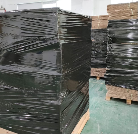 Opaque Black Stretch Film